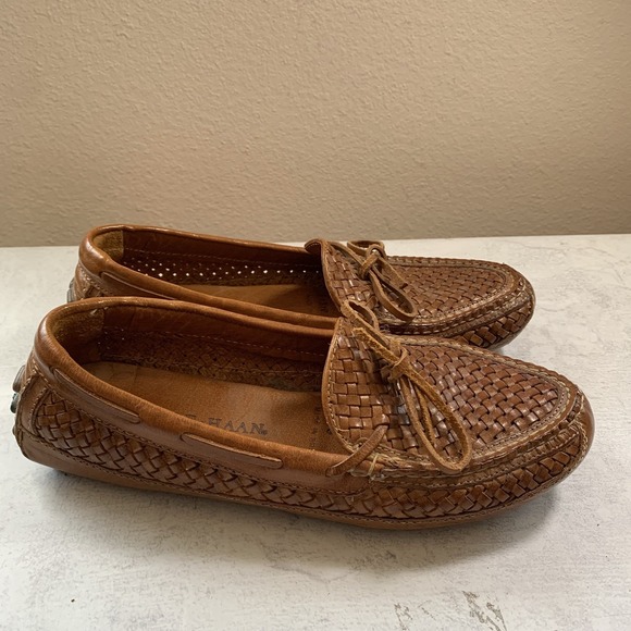 Cole Haan Women's 7.5 Narrow Tan Driving Moccasins Brazil made NWOT Y2K Read - Picture 1 of 11
